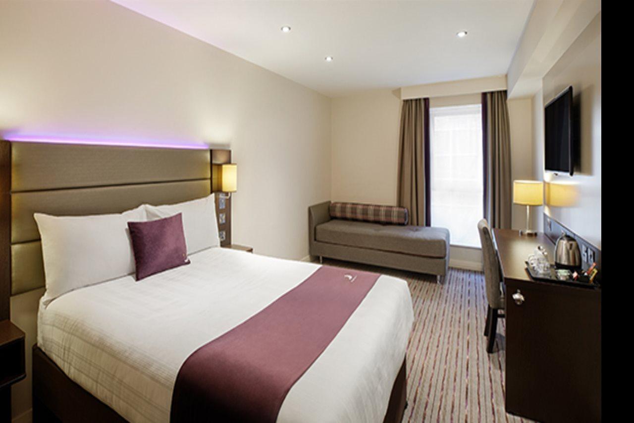 Premier Inn Aviemore Hotel エクステリア 写真